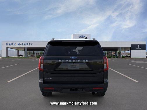 AGATE BLACK METALLIC 2026 Ford Expedition Active