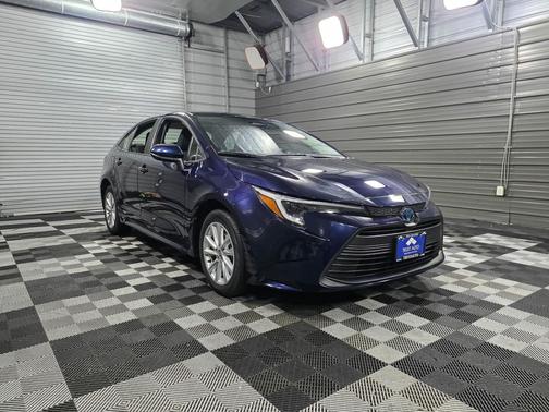 2023 Toyota Corolla Hybrid SE