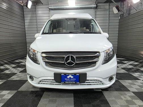 2018 Mercedes-Benz Metris Base
