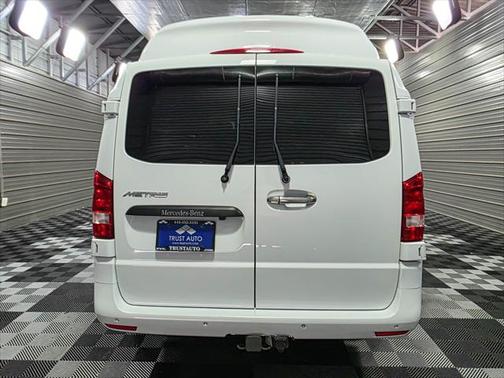 2018 Mercedes-Benz Metris Base