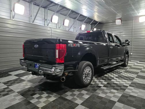 2020 Ford F-250 LARIAT 4WD Crew Cab 8FT Long Bed 7.3L V8 Godzilla Pickup Truck w/Ultimate Pkg