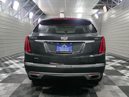 2020 Cadillac XT5 Premium Luxury