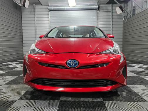 2017 Toyota Prius Five