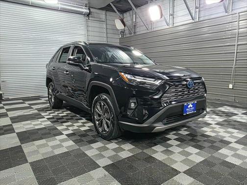 2022 Toyota RAV4 Hybrid Limited