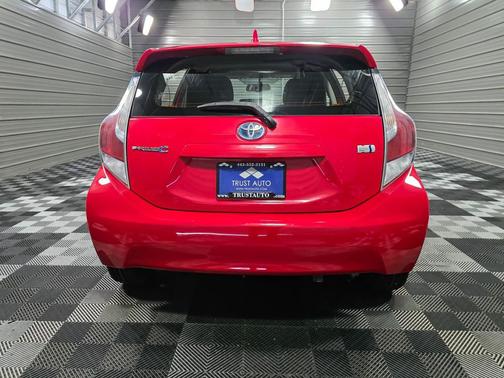 2015 Toyota Prius c Four