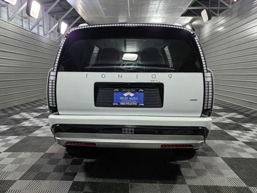 2026 Hyundai IONIQ 9 SEL 7-Pass 3rd Row AWD Dual Motor Electric Luxury SUV