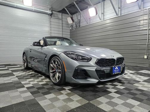 2023 BMW Z4 M40i Soft-Top Luxury Convertible