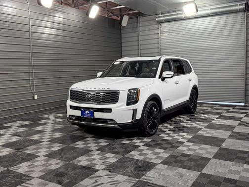 2021 Kia Telluride SX AWD 7-Passenger SUV w/Prestige Pkg