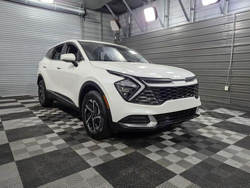 2023 Kia Sportage Hybrid LX