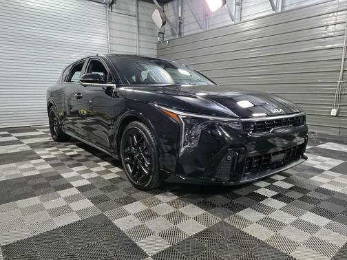 2026 Kia K4 GT-Line Turbo Hatchback w/Technology Pkg