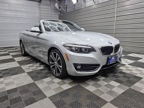 Glacier Silver Metallic 2018 BMW 230 xDrive