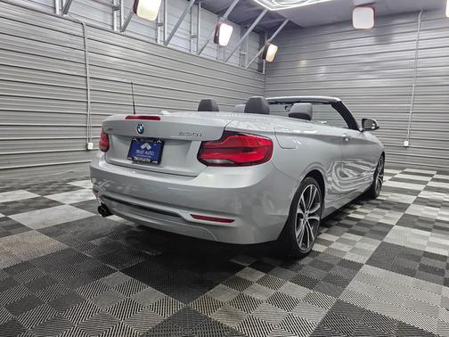 Glacier Silver Metallic 2018 BMW 230 xDrive