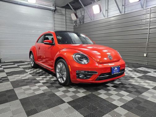 2019 Volkswagen Beetle 2.0T SE