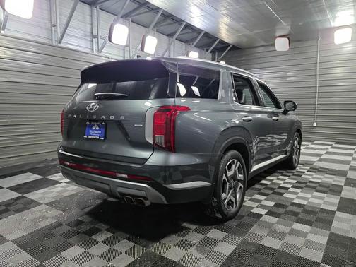 2023 Hyundai PALISADE SEL AWD 7-Passenger SUV w/Premium Pkg