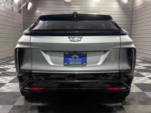 2024 Cadillac LYRIQ Tech