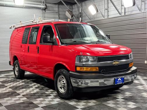 2022 Chevrolet Express 2500 RWD 2500 Regular Wheelbase WT