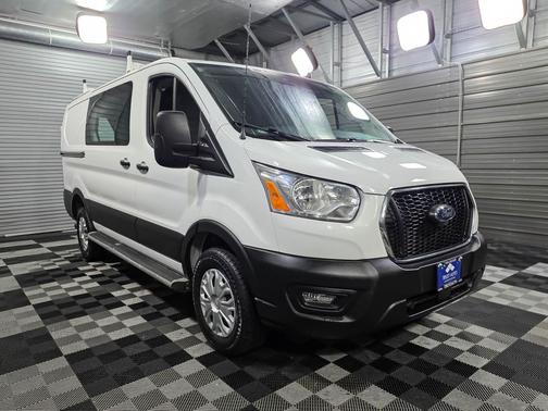 2022 Ford Transit-250 Base