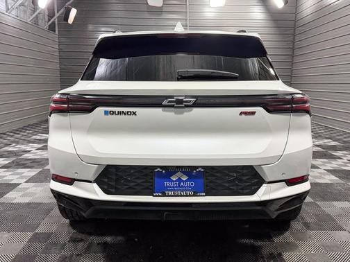 2024 Chevrolet Equinox EV RS