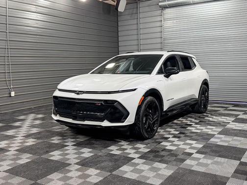 2024 Chevrolet Equinox EV RS