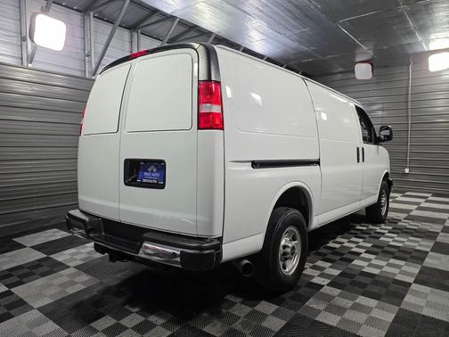 2021 GMC Savana 2500 Work Van