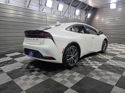2023 Toyota Prius XLE