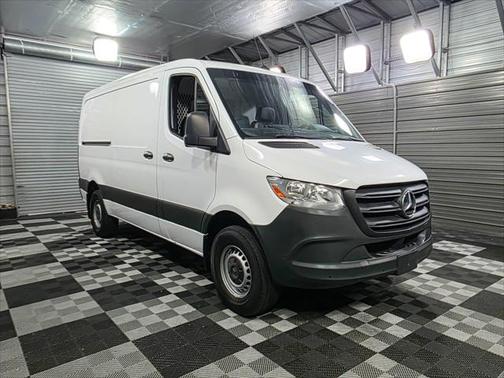 2021 Mercedes-Benz Sprinter 2500 Standard Roof