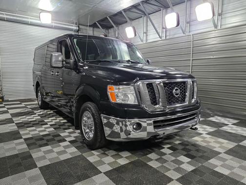 2021 Nissan NV Passenger NV3500 HD SL V8