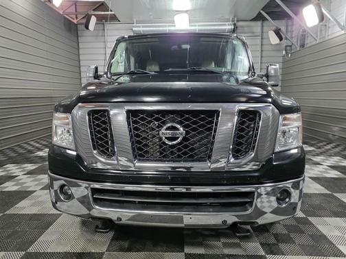 2021 Nissan NV Passenger NV3500 HD SL V8