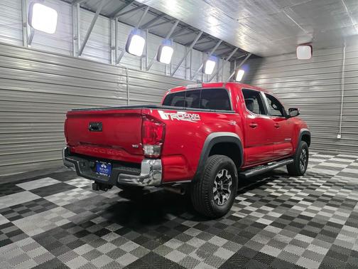 2017 Toyota Tacoma TRD Sport