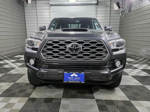 2022 Toyota Tacoma TRD Sport