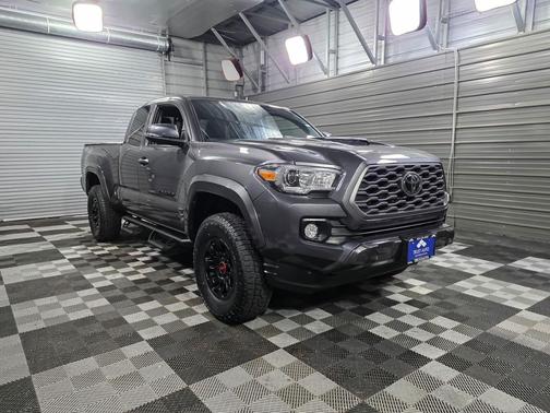 2022 Toyota Tacoma TRD Sport