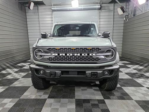 2022 Ford Bronco Badlands 4WD Ecoboost Soft-Top SUV w/Sasquatch/Equipment Group Pkgs