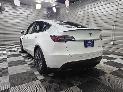 Pearl White Multi-Coat 2022 Tesla Model Y Performance AWD Electric Luxury SUV
