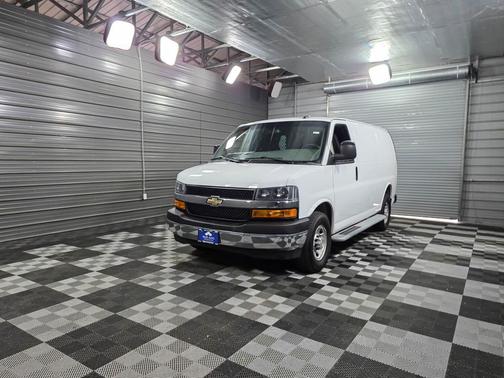 2020 Chevrolet Express 2500 RWD 2500 Regular Wheelbase WT