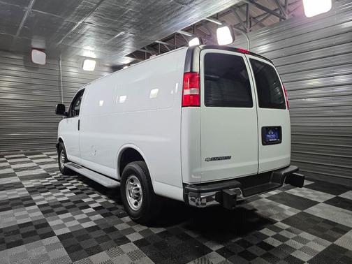 2020 Chevrolet Express 2500 RWD 2500 Regular Wheelbase WT
