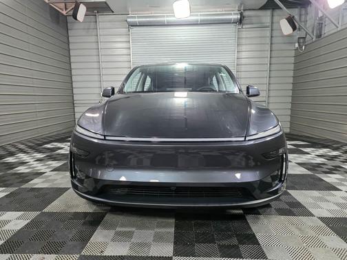 2026 Tesla Model Y Long Range Dual Motor All-Wheel Drive