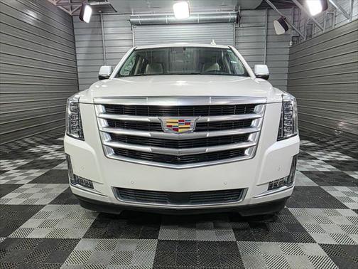2020 Cadillac Escalade ESV Premium Luxury