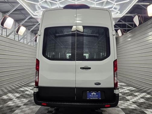 Oxford White 2023 Ford Transit-350 Base