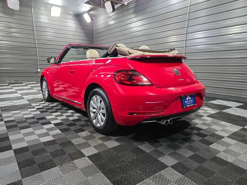 2019 Volkswagen Beetle 2.0T S