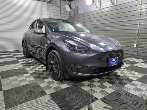 2025 Tesla Model Y Long Range AWD Electric SUV