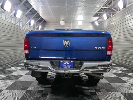 2018 RAM 2500 SLT 4WD Crew Cab 8ft Long Bed 5.7L V8 HEMI Pickup Truck