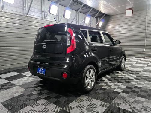 2017 Kia Soul Base