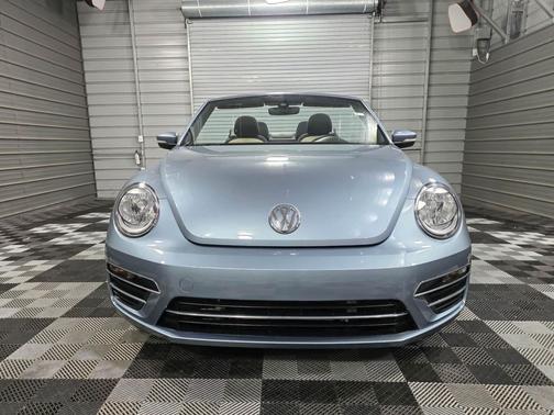 2019 Volkswagen Beetle 2.0T SE