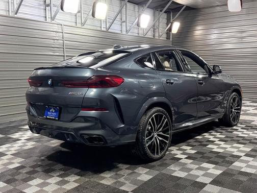 2022 BMW X6 M50i AWD Luxury SUV w/Executive Pkg