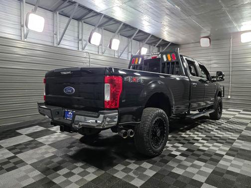 2017 Ford F-350 Lariat