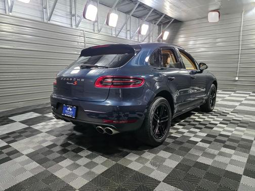 2016 Porsche Macan S AWD Luxury SUV