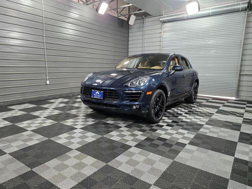 2016 Porsche Macan S AWD Luxury SUV