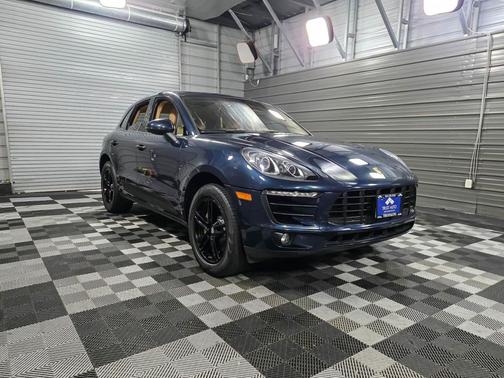 2016 Porsche Macan S AWD Luxury SUV