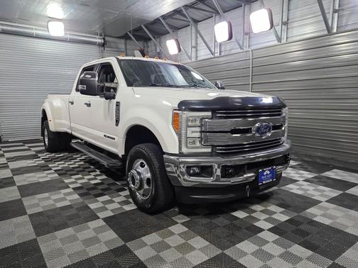 2017 Ford F-350 Lariat