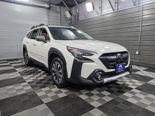 2023 Subaru Outback Touring XT